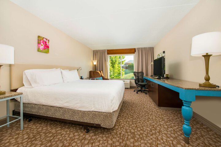 Room 12 of 30