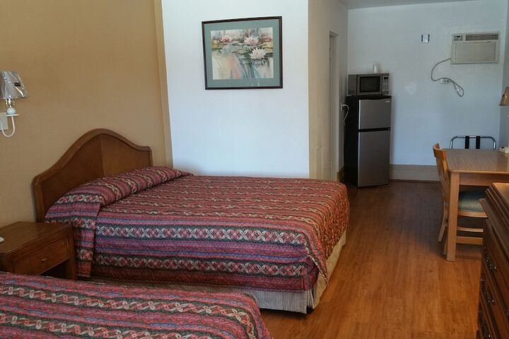 Room 5 of 14