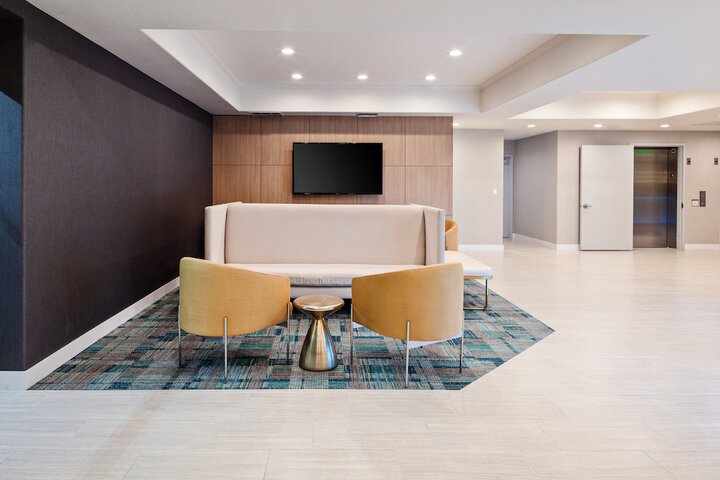 Hotel 8 of 68