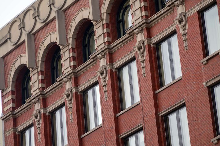 The Peregrine Omaha Downtown Curio Collection by Hilton