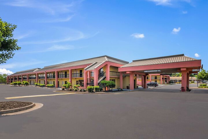 Hotel 3 of 58