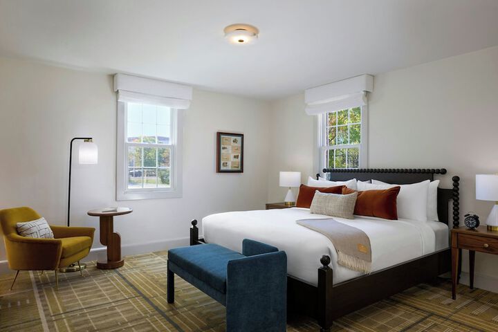 Dearborn Inn Autograph Collection