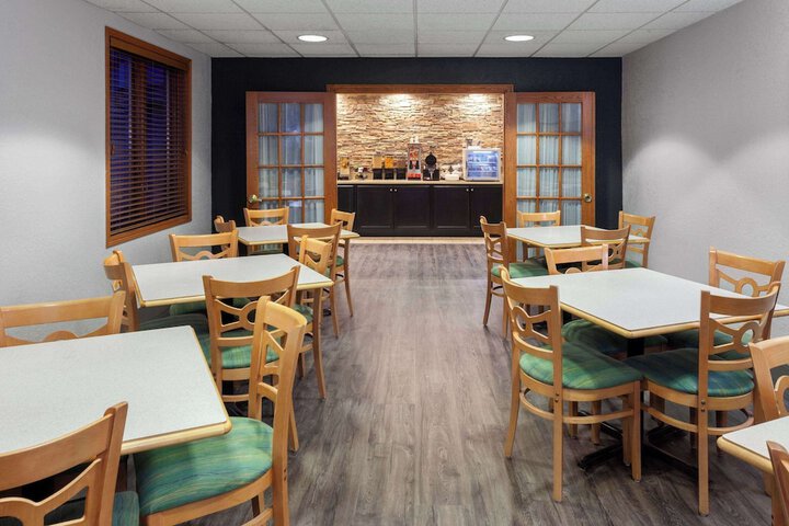 Links Bos Landen Hotel & Spa of Pella Trademark by Wyndham