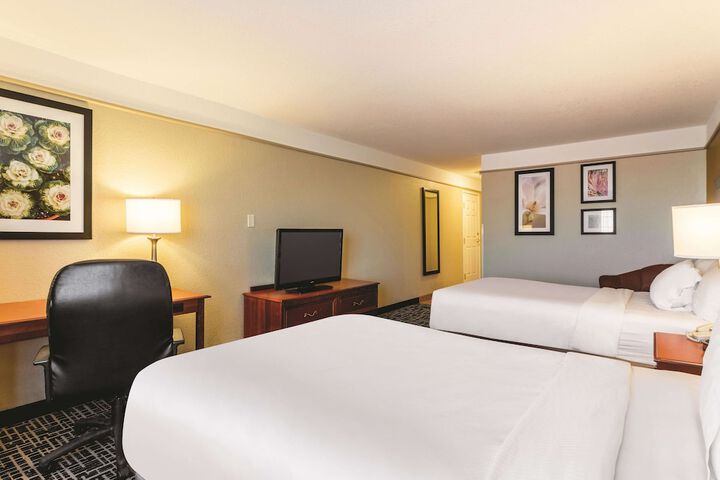 Room 20 of 32