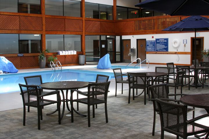 Barkers Island Inn Resort