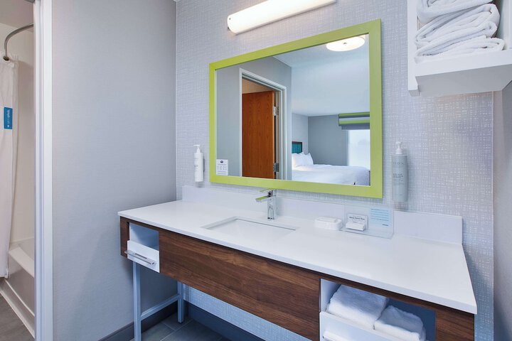 Hampton Inn Detroit / Utica-Shelby Township