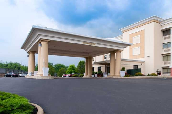 Hotel 3 of 59
