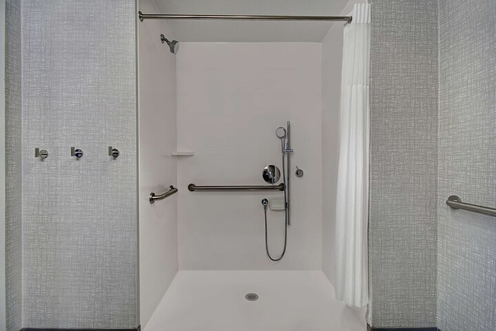 Hampton Inn Cave City KY
