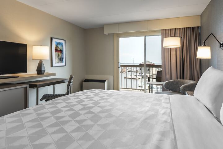 Holiday Inn Kingston Waterfront by IHG
