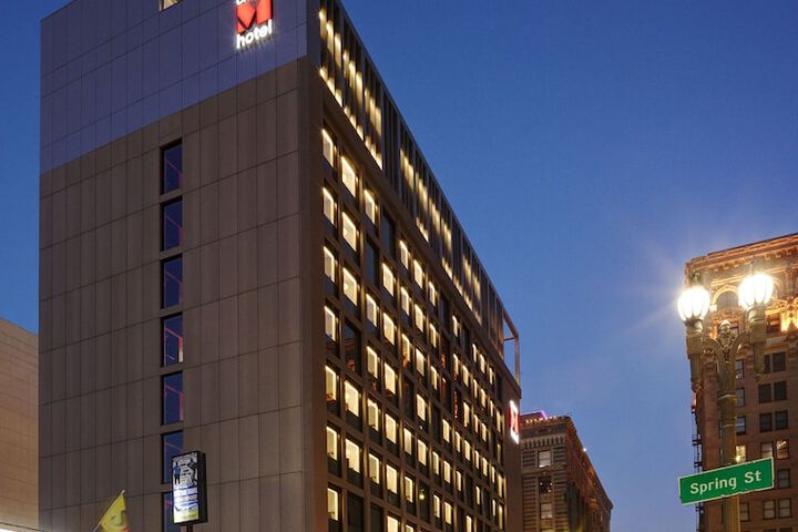 Hotel 2 of 43