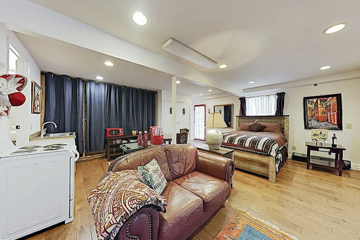 New Listing! 2-suite Mexican Casita W / Pool & Gym 2 Bedroom Apts