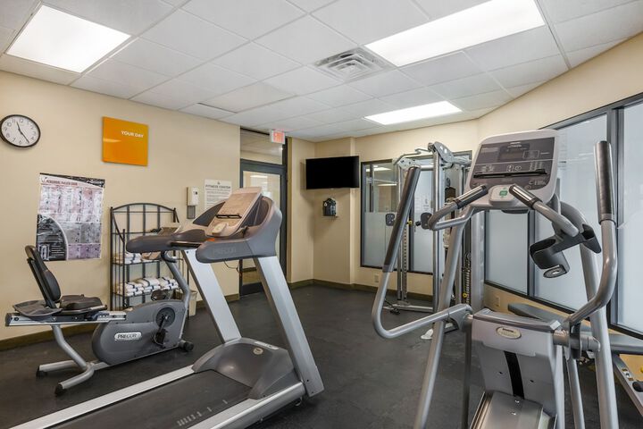 Comfort Inn & Suites Watertown - 1000 Islands