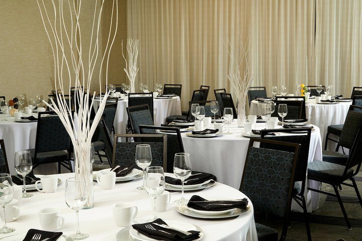 Cambria Hotel Phoenix Chandler - Fashion Center