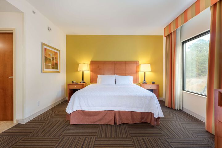 Room 6 of 24
