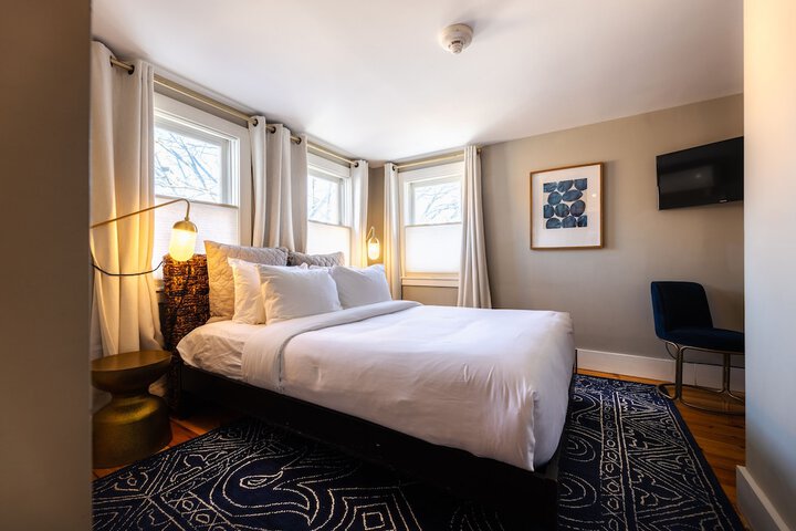 Room 43 of 64