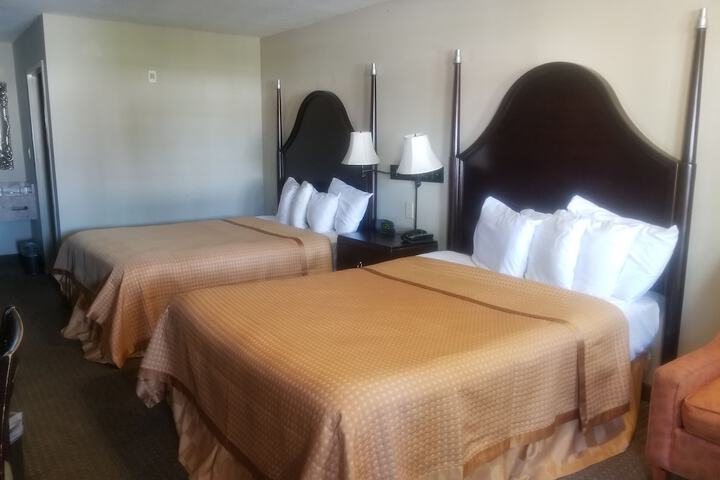 Room 16 of 33