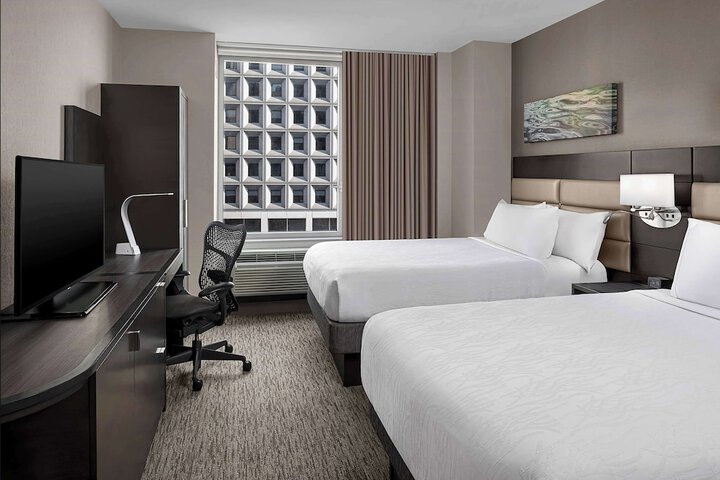 Room 17 of 35