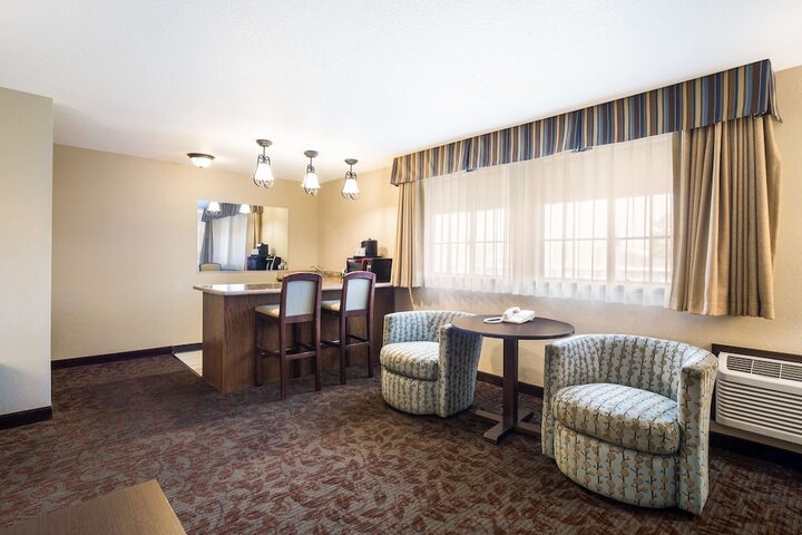 Room 21 of 43