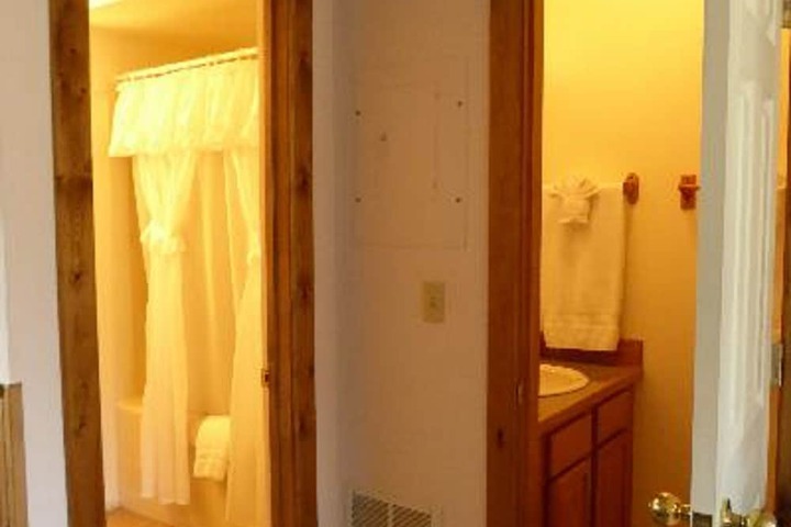 Room 30 of 51