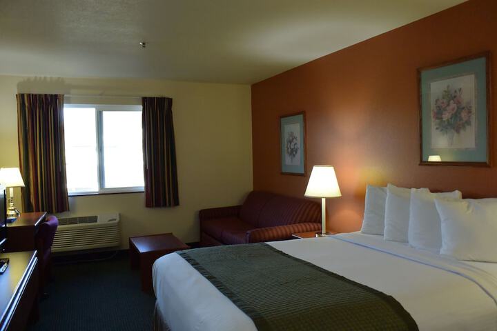 Room 51 of 149