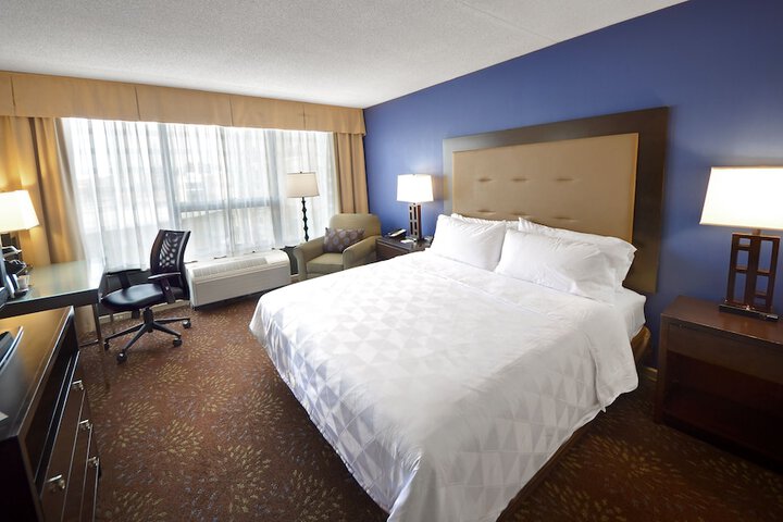 Room 20 of 29