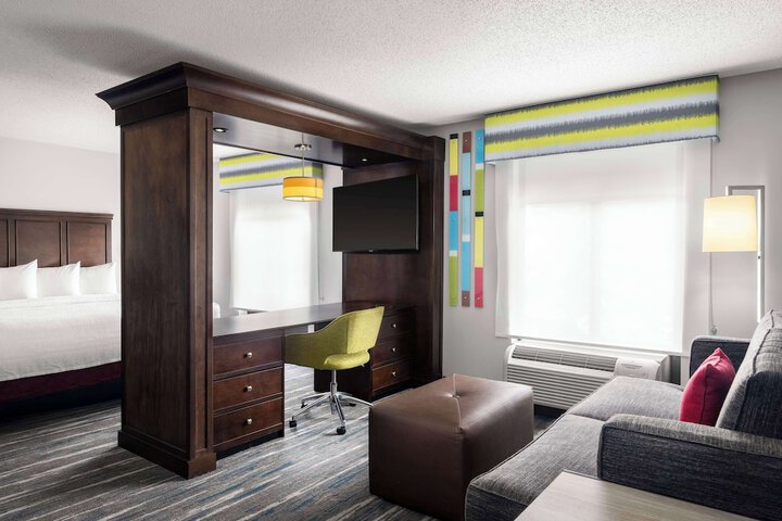 Room 9 of 30