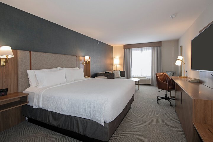 Holiday Inn Hotel & Suites Kamloops by IHG