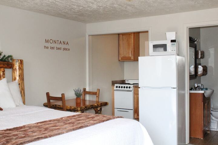Room 34 of 43