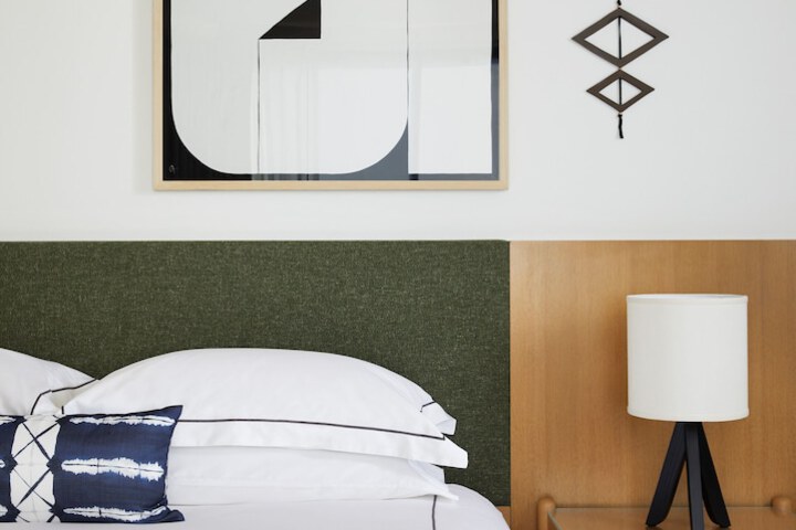 Room 48 of 77
