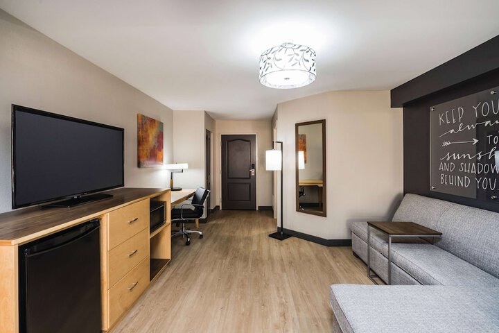 Room 18 of 40