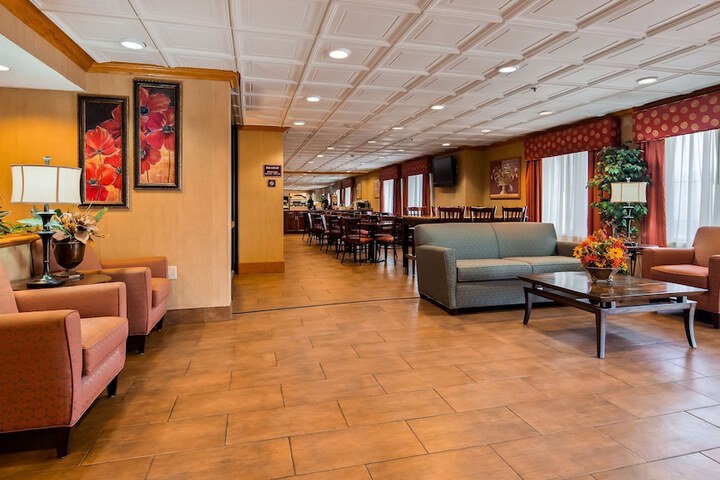 Hotel Interior 3 of 12