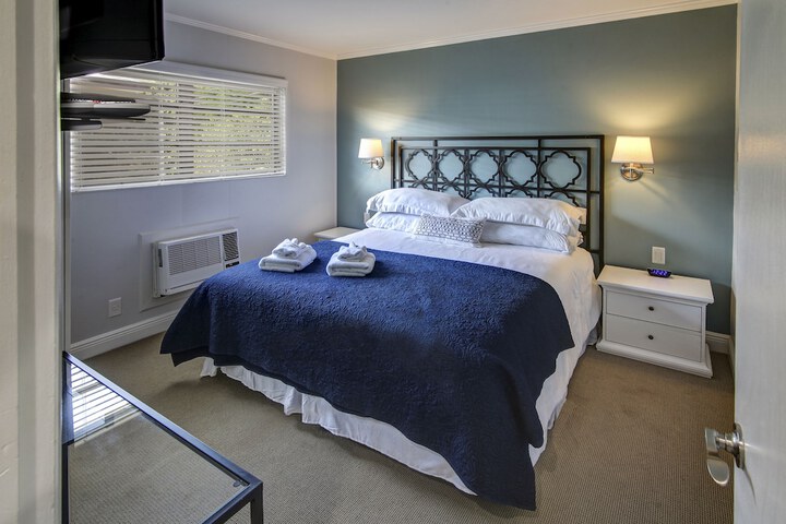 May-Dee Suites