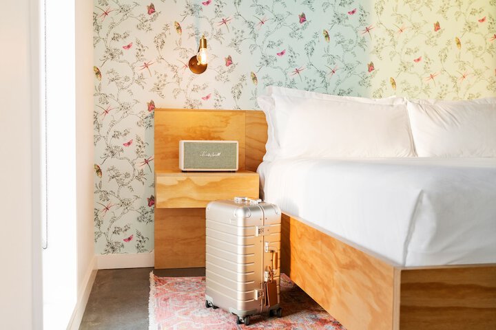 Room 20 of 60