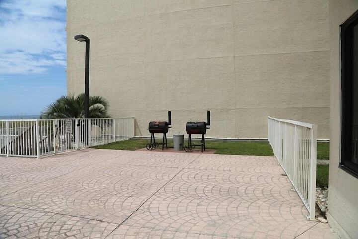 Terrace/Patio 22 of 24