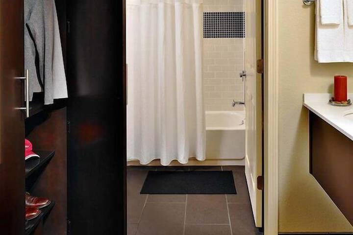 Staybridge Suites Merrillville by IHG