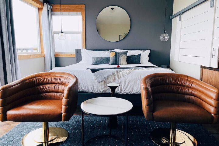 Room 47 of 122