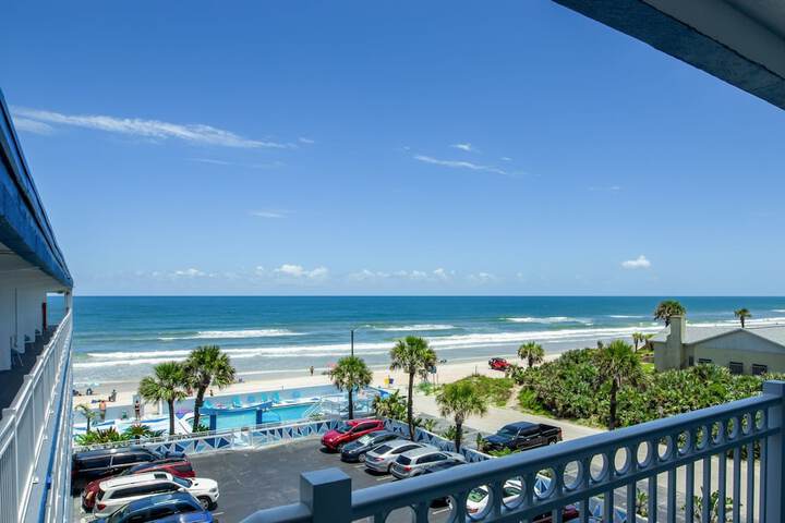 Chateau Mar Beach Resort