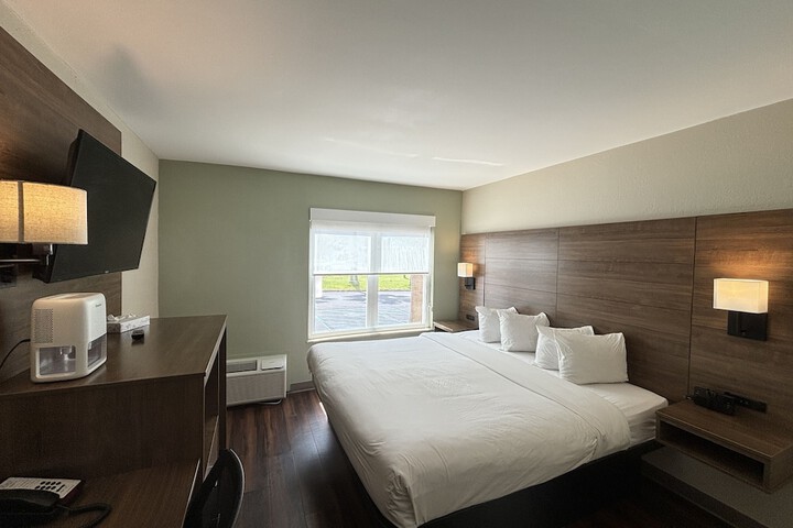 Room 27 of 31