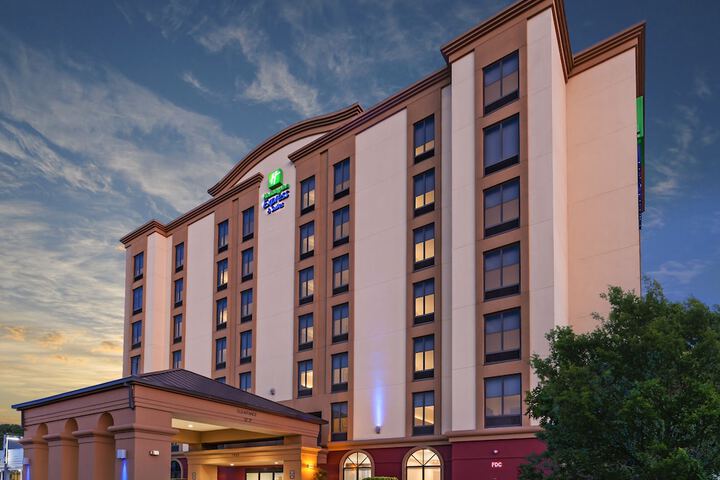 Hotel 3 of 39
