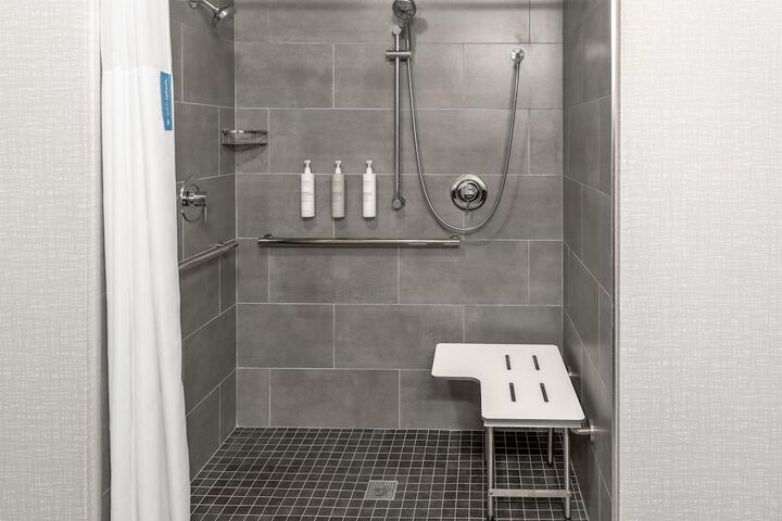 Hampton Inn & Suites Tacoma / Puyallup