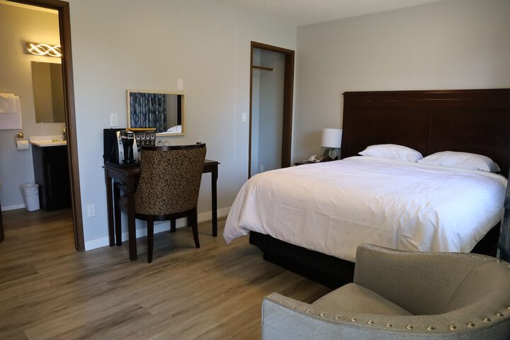 Room 21 of 35