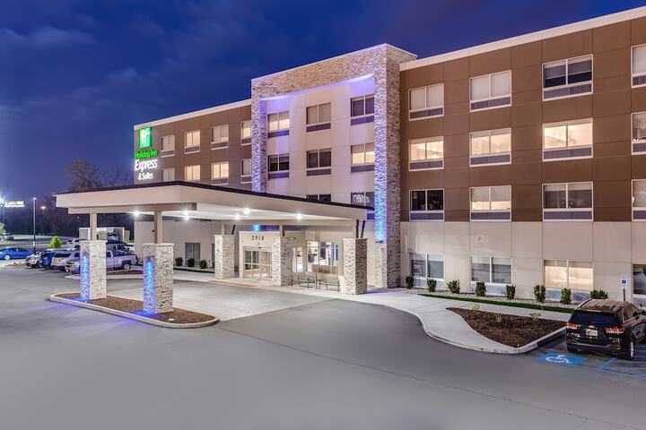 Hotel 6 of 49