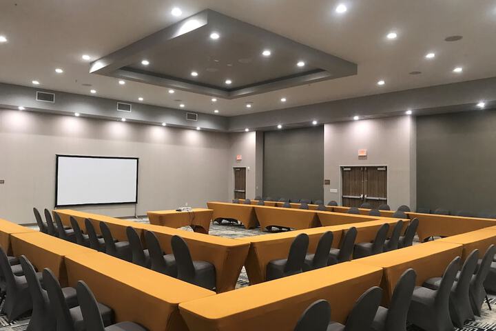 Wyndham Garden College Station