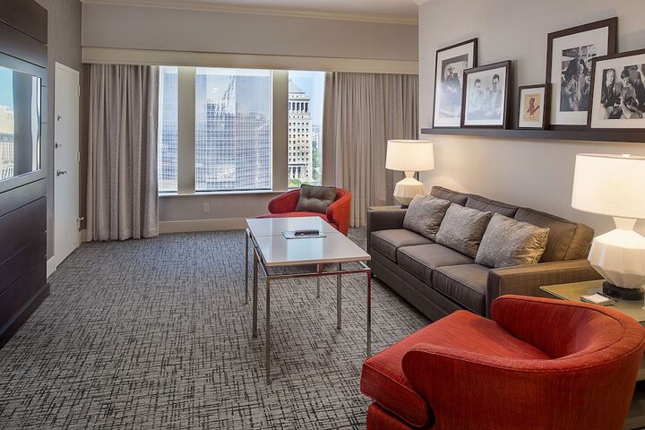 Room 55 of 107
