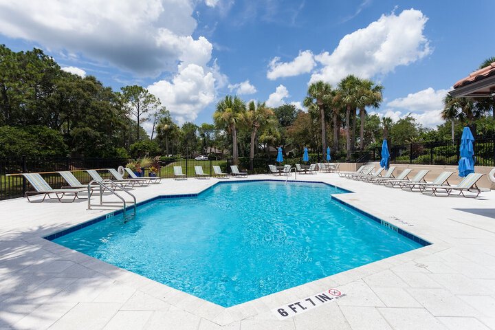 Pool 4 of 30
