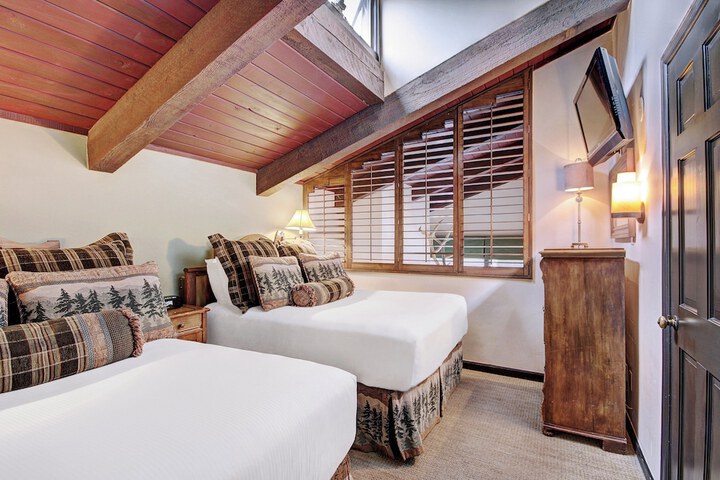 The Lodge at Vail a RockResort by Vail Resorts