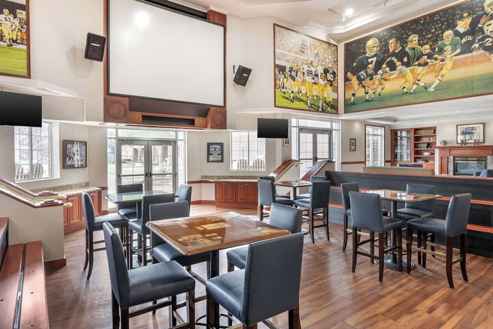 Hilton Vacation Club Varsity Club South Bend IN