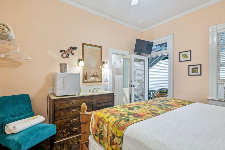 Room 43 of 61