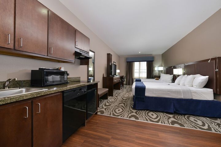 Room 20 of 37