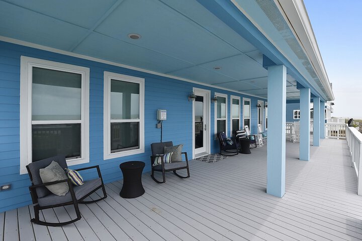 Terrace/Patio 23 of 24